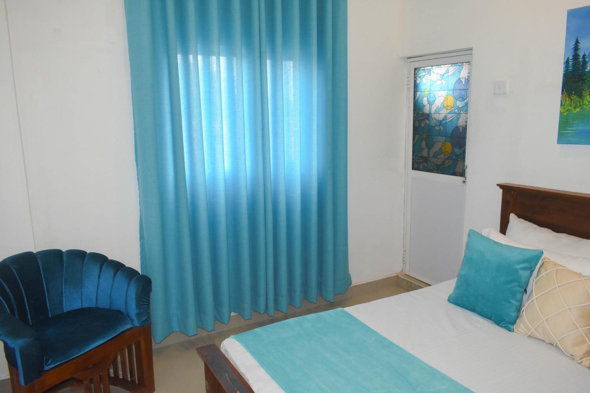 Bhashiz Villa Negombo Exterior photo