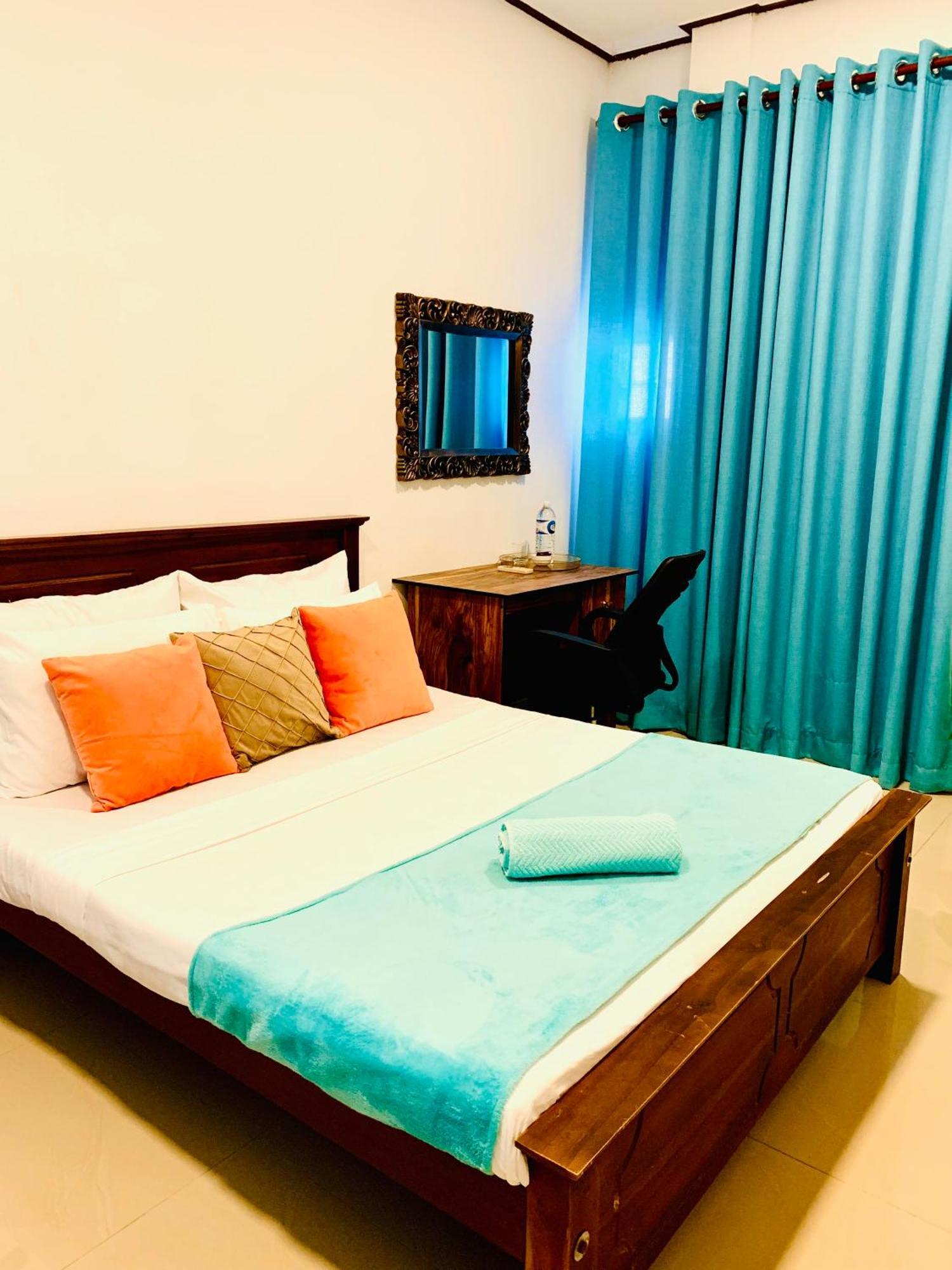 Bhashiz Villa Negombo Exterior photo
